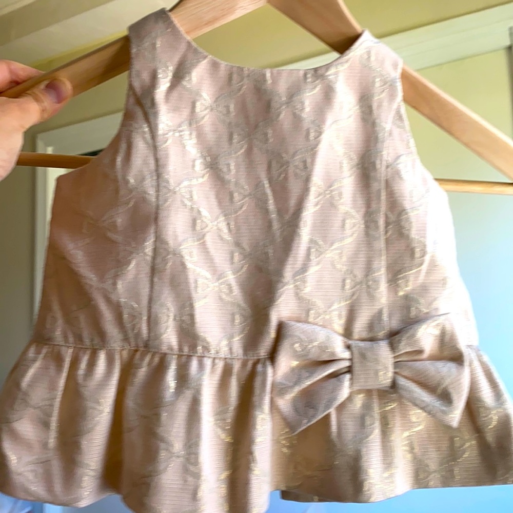 Janie and Jack sleeveless jacquard fabric blouse
